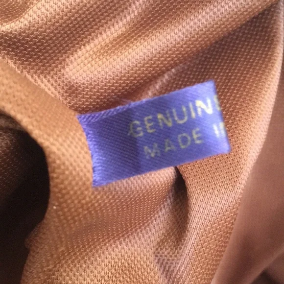 Unisex Leather Backpack - Picture 3 of 16